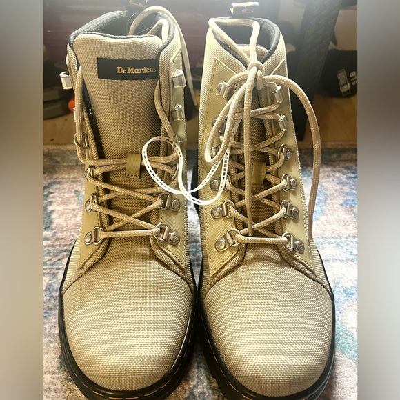 Dr Martens Women’s Cream Combat Boots Size 8 - Picture 6 of 9